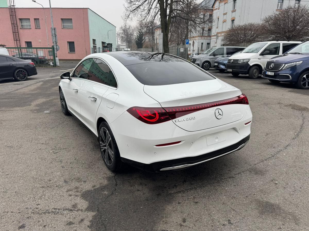 Mercedes-Benz CLA - 5