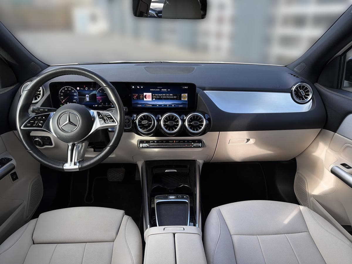 2025 Mercedes-Benz GLA - 9