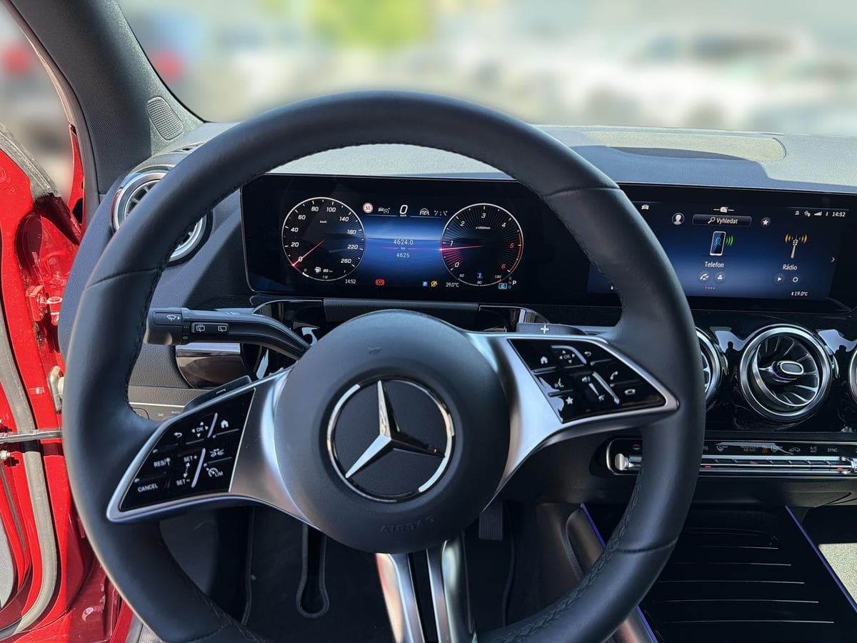 2024 Mercedes-Benz GLA - 10