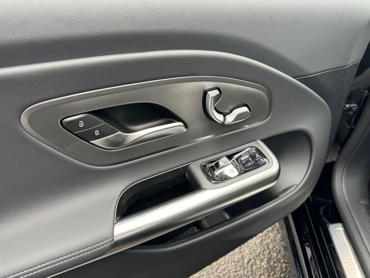 Mercedes-Benz CLA - 9