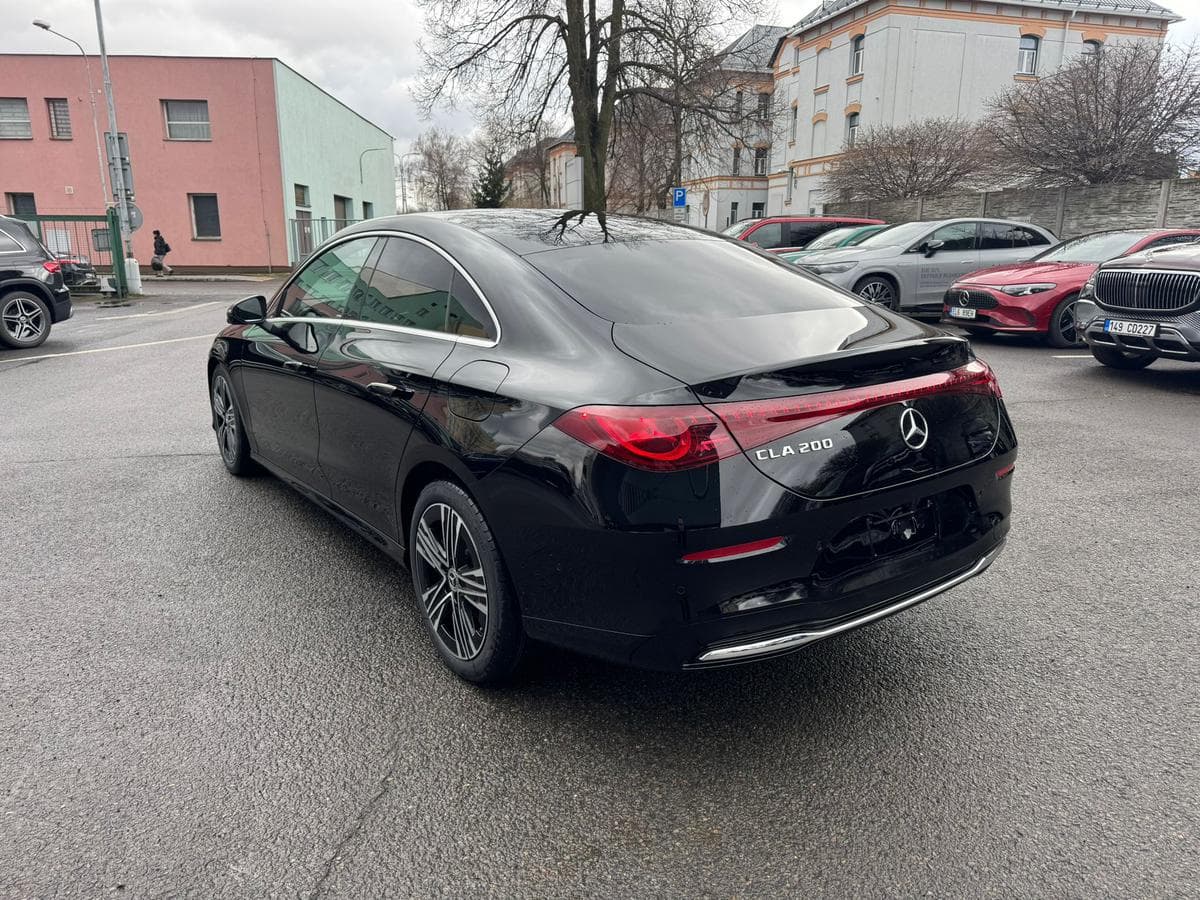 Mercedes-Benz CLA - 5