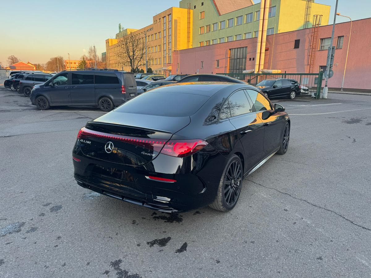 Mercedes-Benz CLA - 7