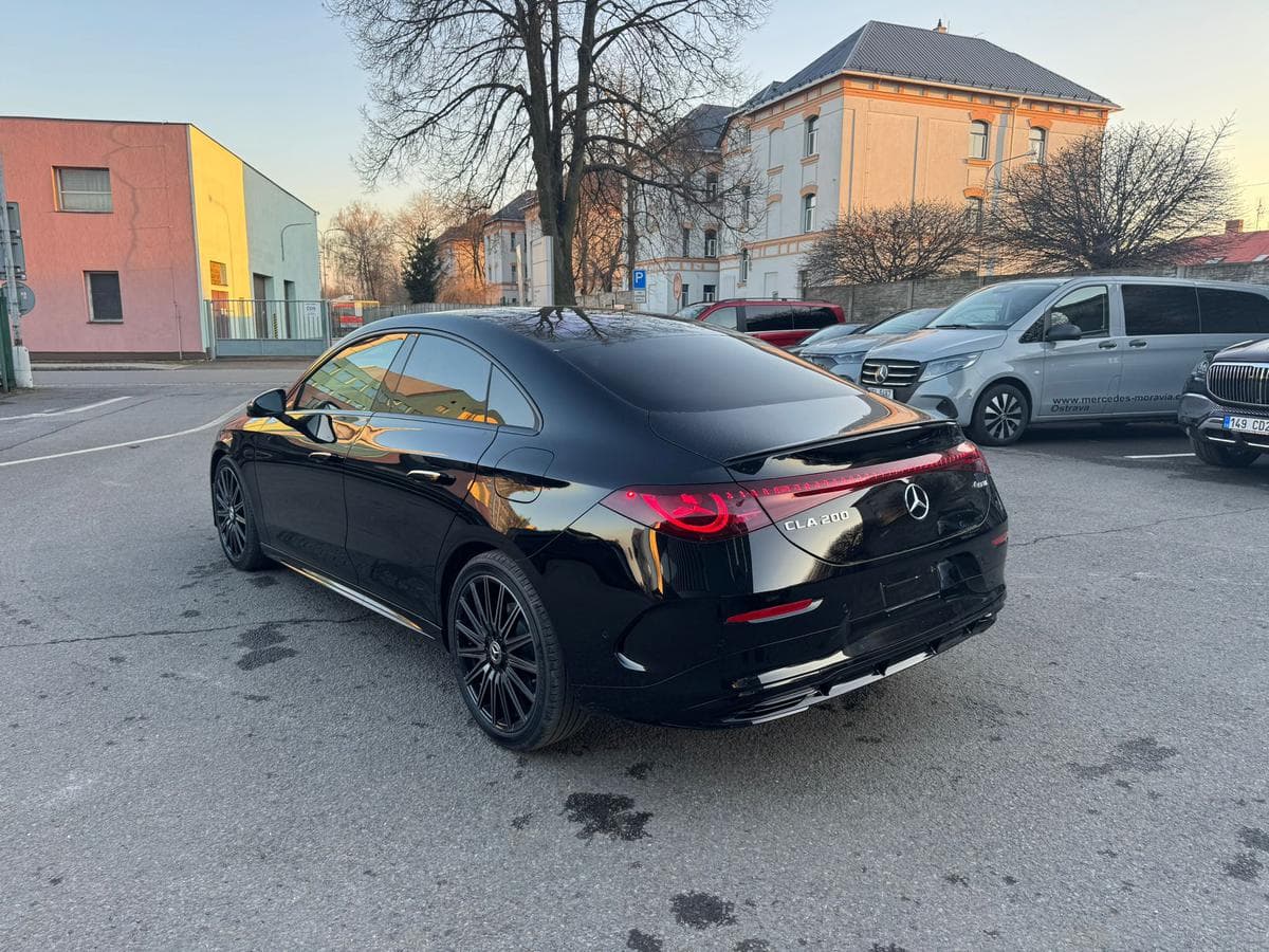 Mercedes-Benz CLA - 5