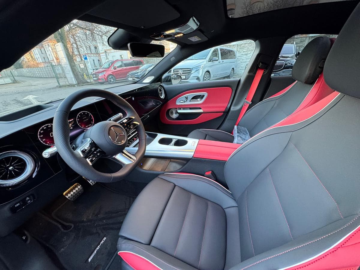 Mercedes-Benz CLA - 10