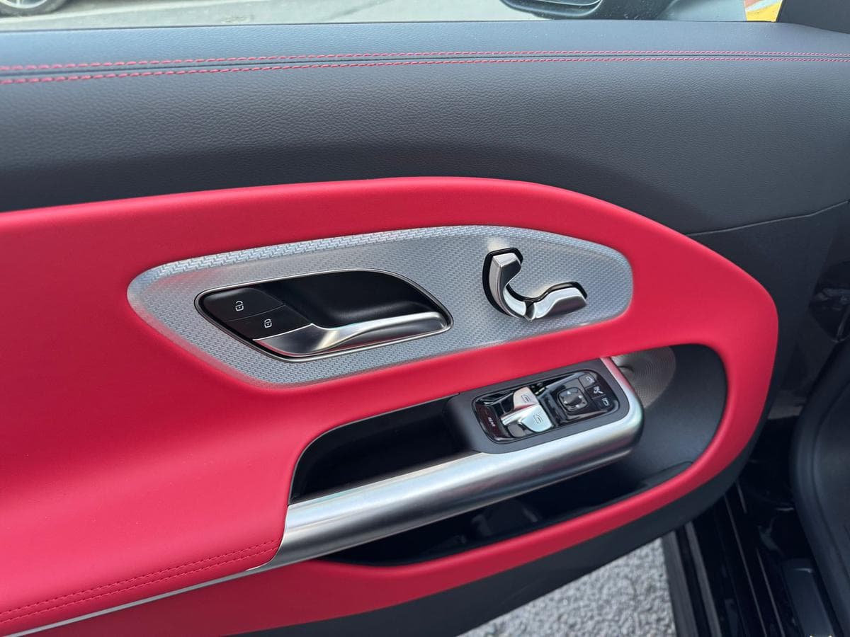 Mercedes-Benz CLA - 9