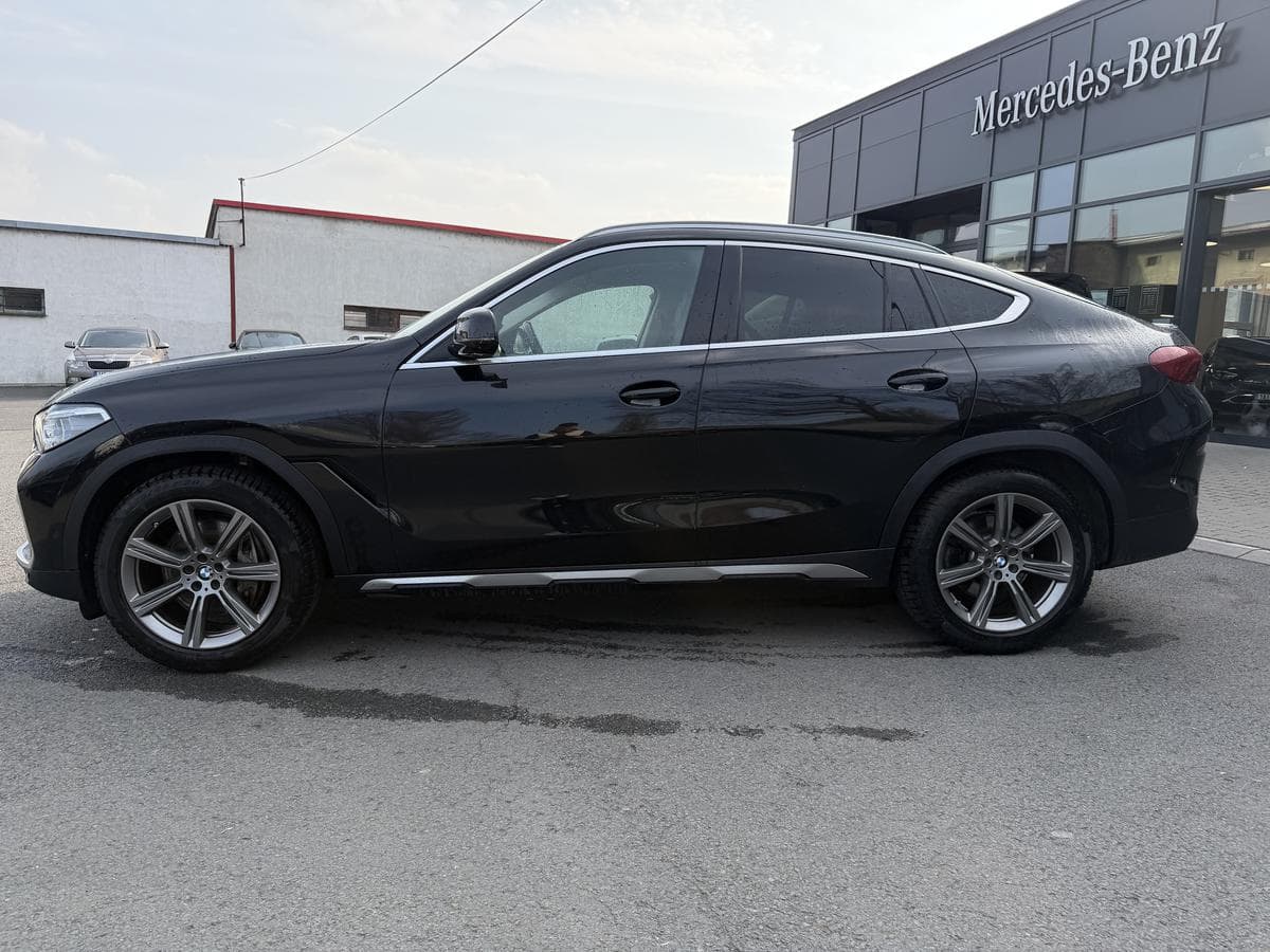 2021 BMW X6 - 2