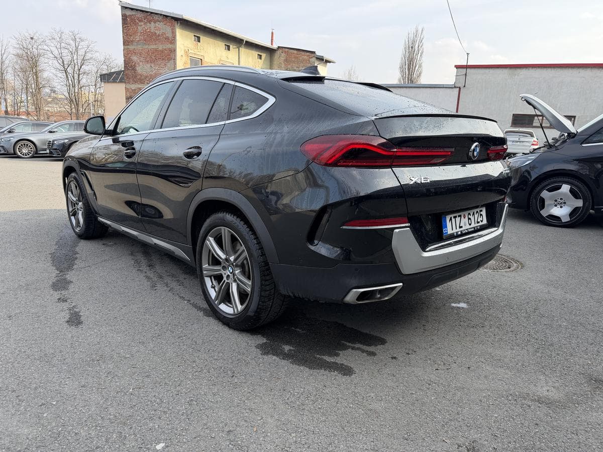 2021 BMW X6 - 3