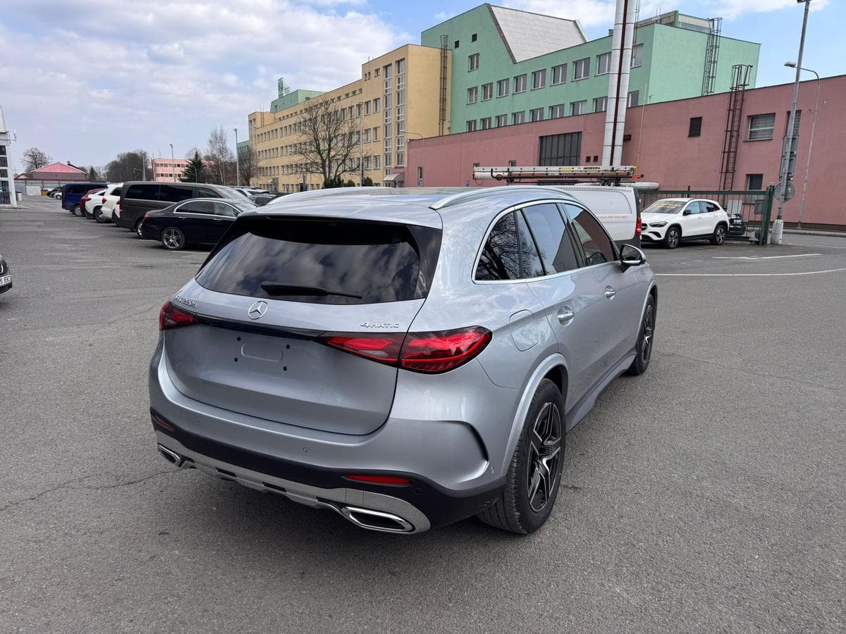 Mercedes-Benz GLC - 7