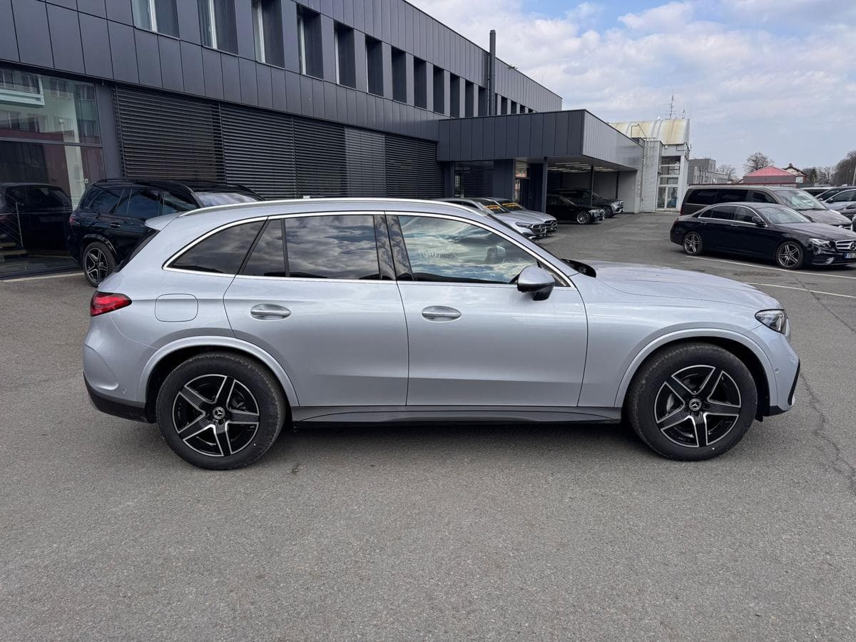 Mercedes-Benz GLC - 8