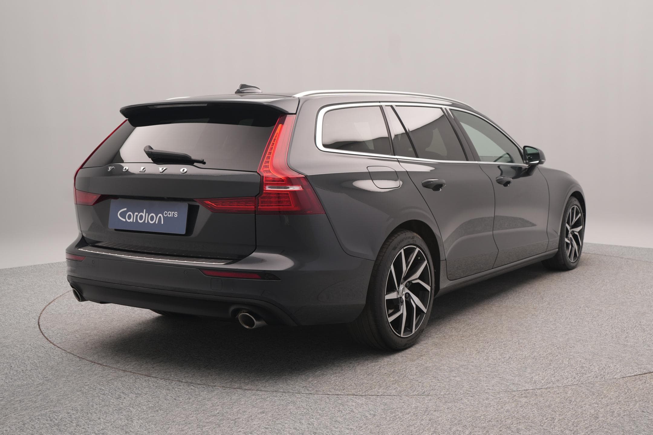 2020 Volvo V60 - 10
