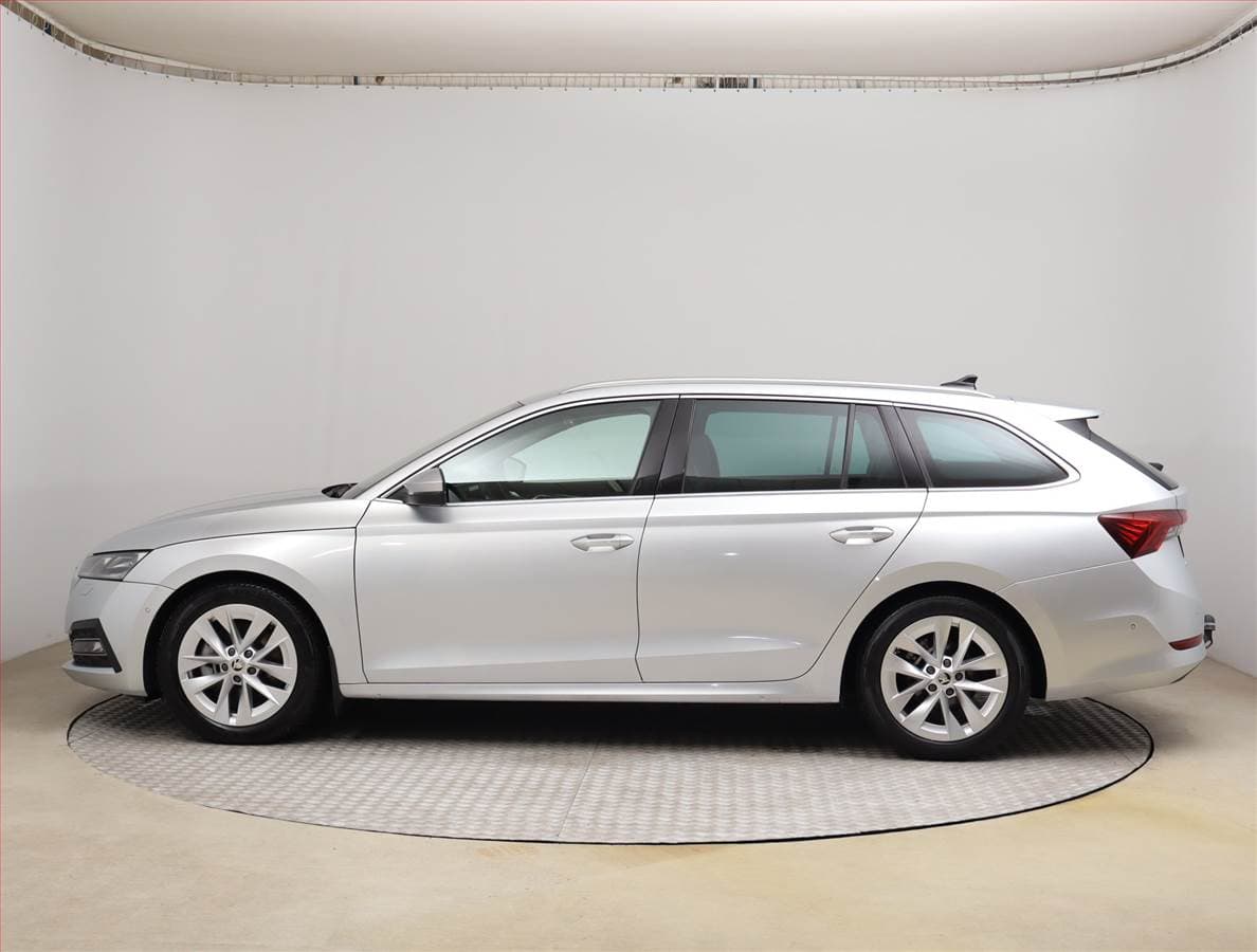 Škoda OCTAVIA - 3