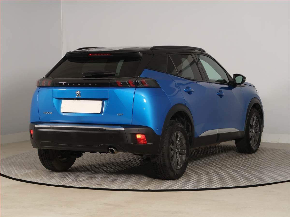 Peugeot 2008 - 5