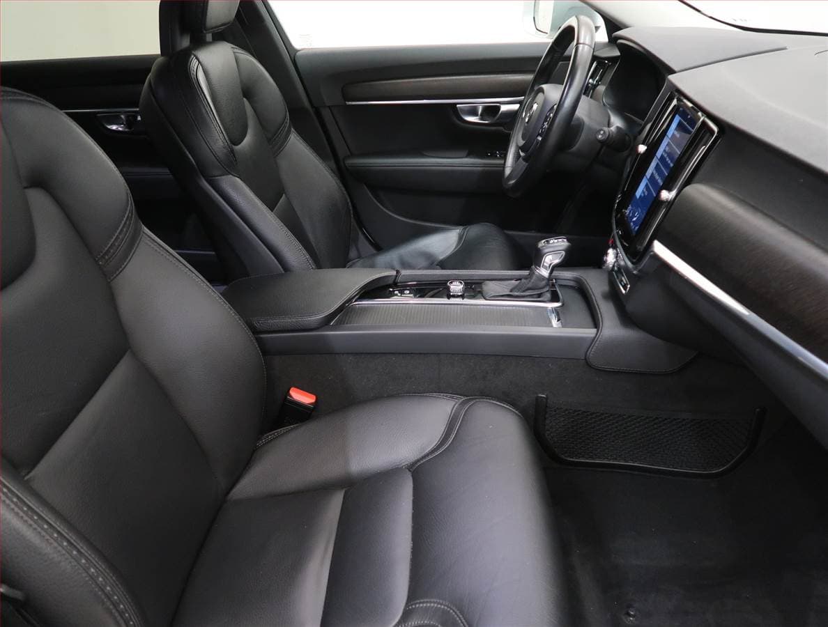 Volvo V90 - 9