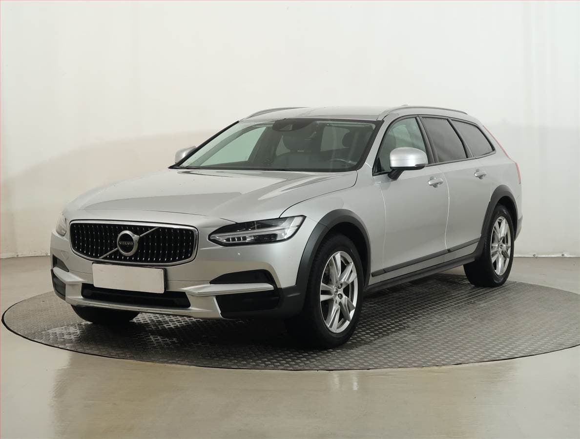 Volvo V90 - 2