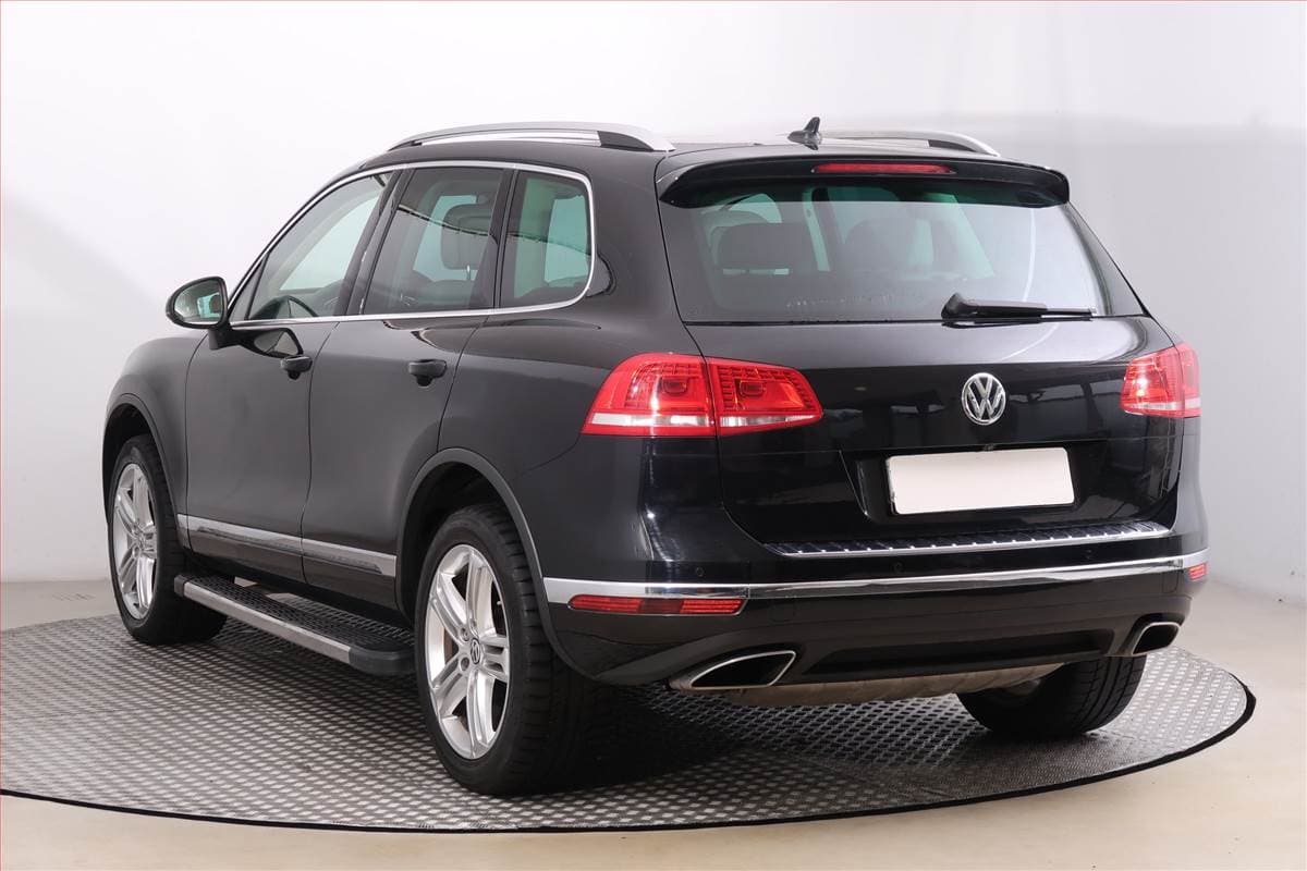 Volkswagen Touareg - 4