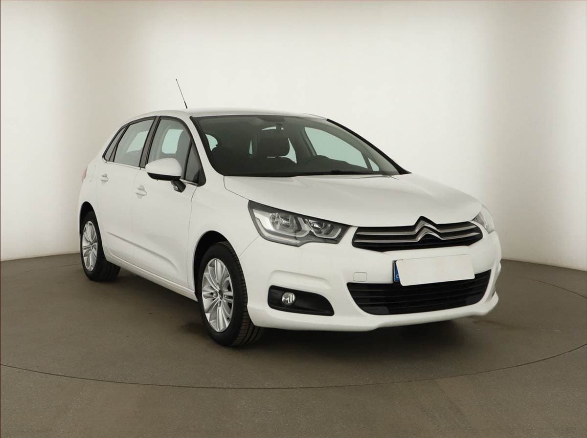 Citroën C4 1.2 PureTech, ČR,1.maj