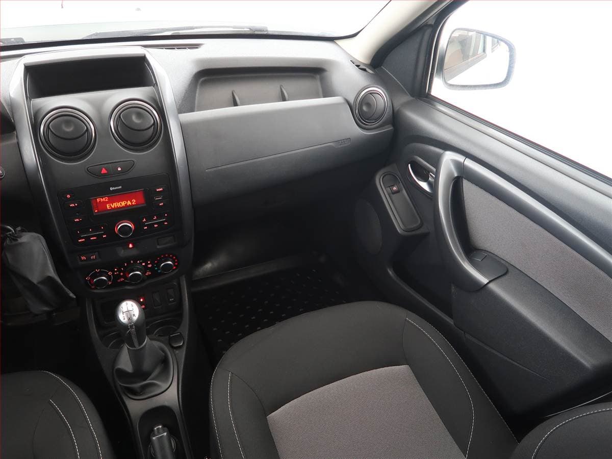 Dacia DUSTER - 8