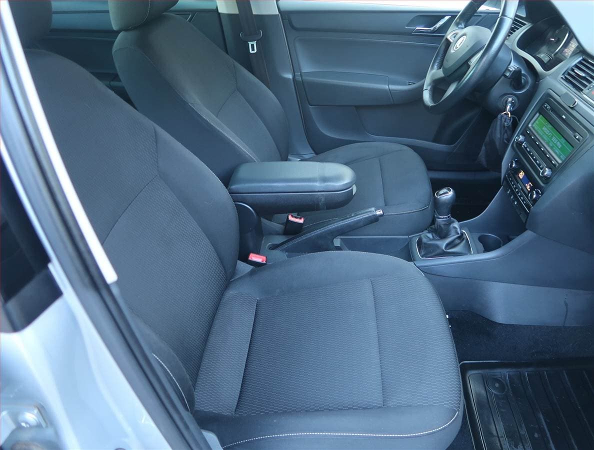 Škoda RAPID - 9