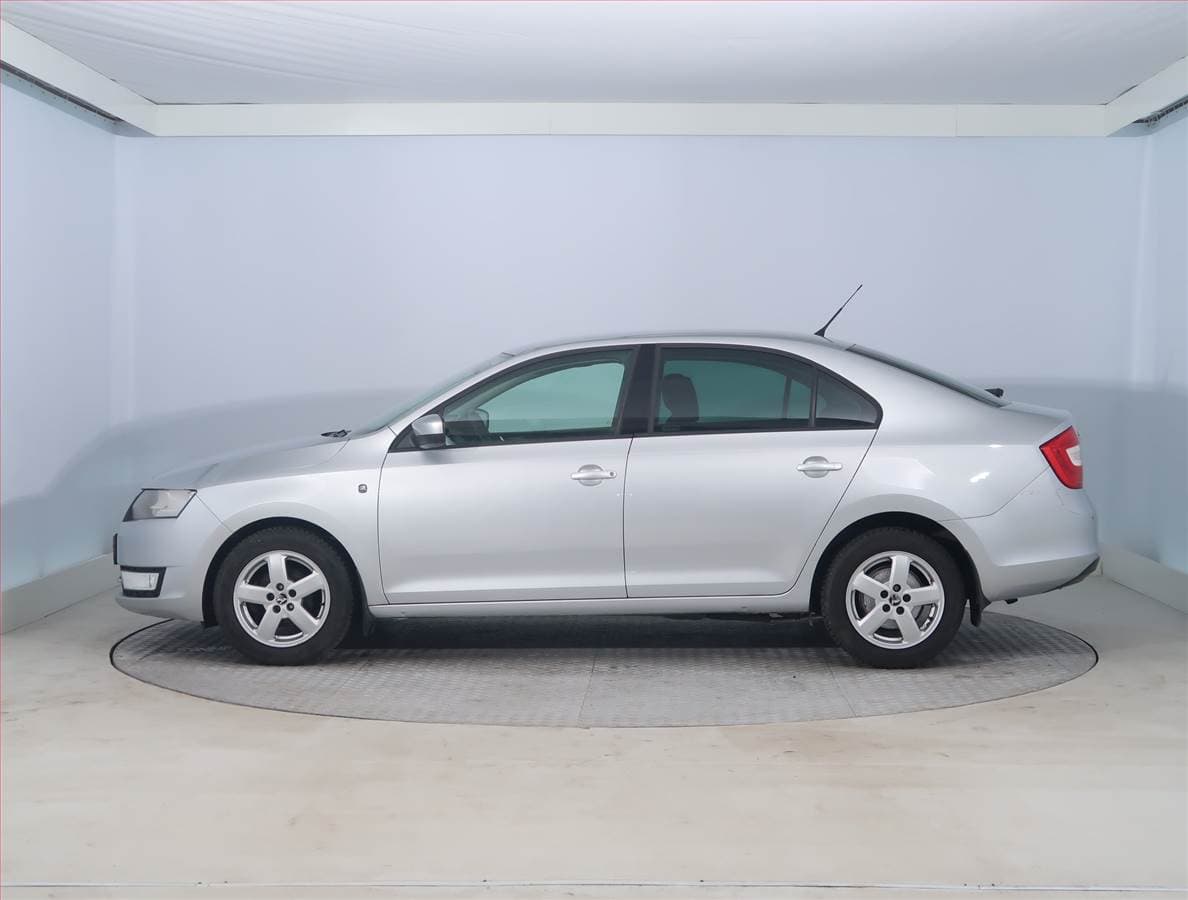 Škoda RAPID - 3