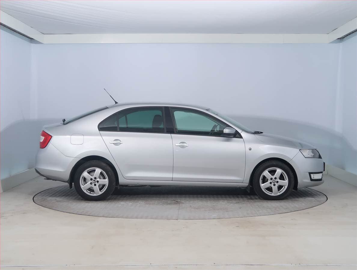 Škoda RAPID - 6