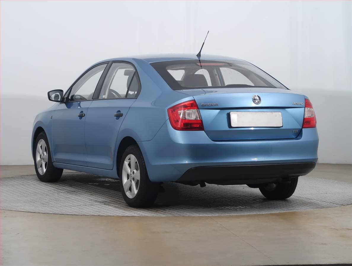 Škoda RAPID - 4