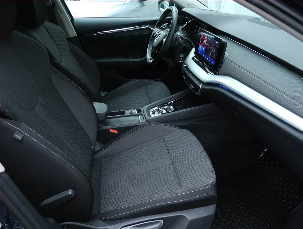Škoda OCTAVIA - 9