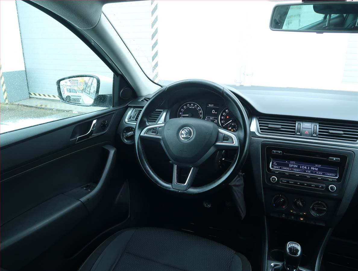Škoda Rapid - 13