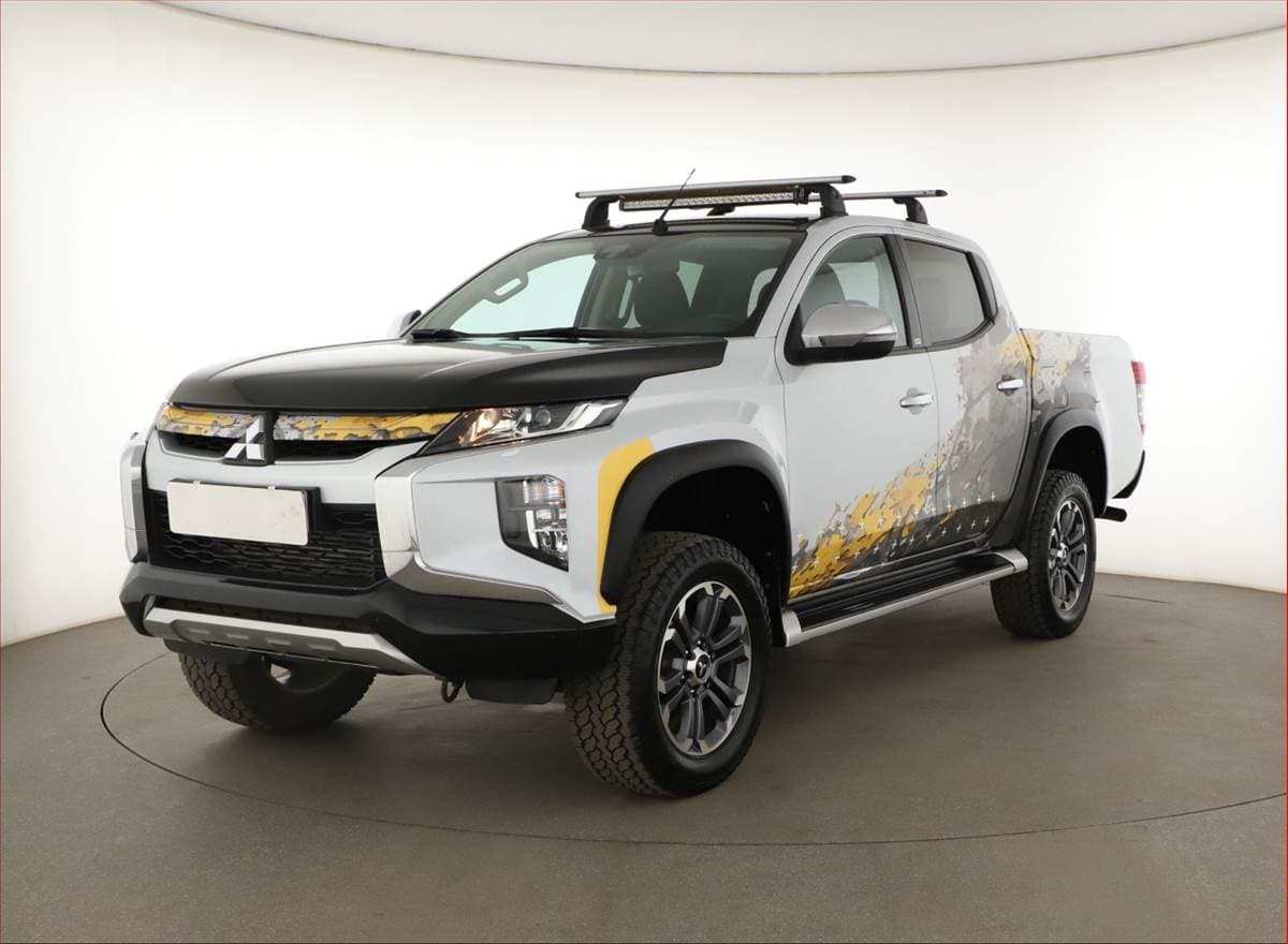 Mitsubishi L200 - 2