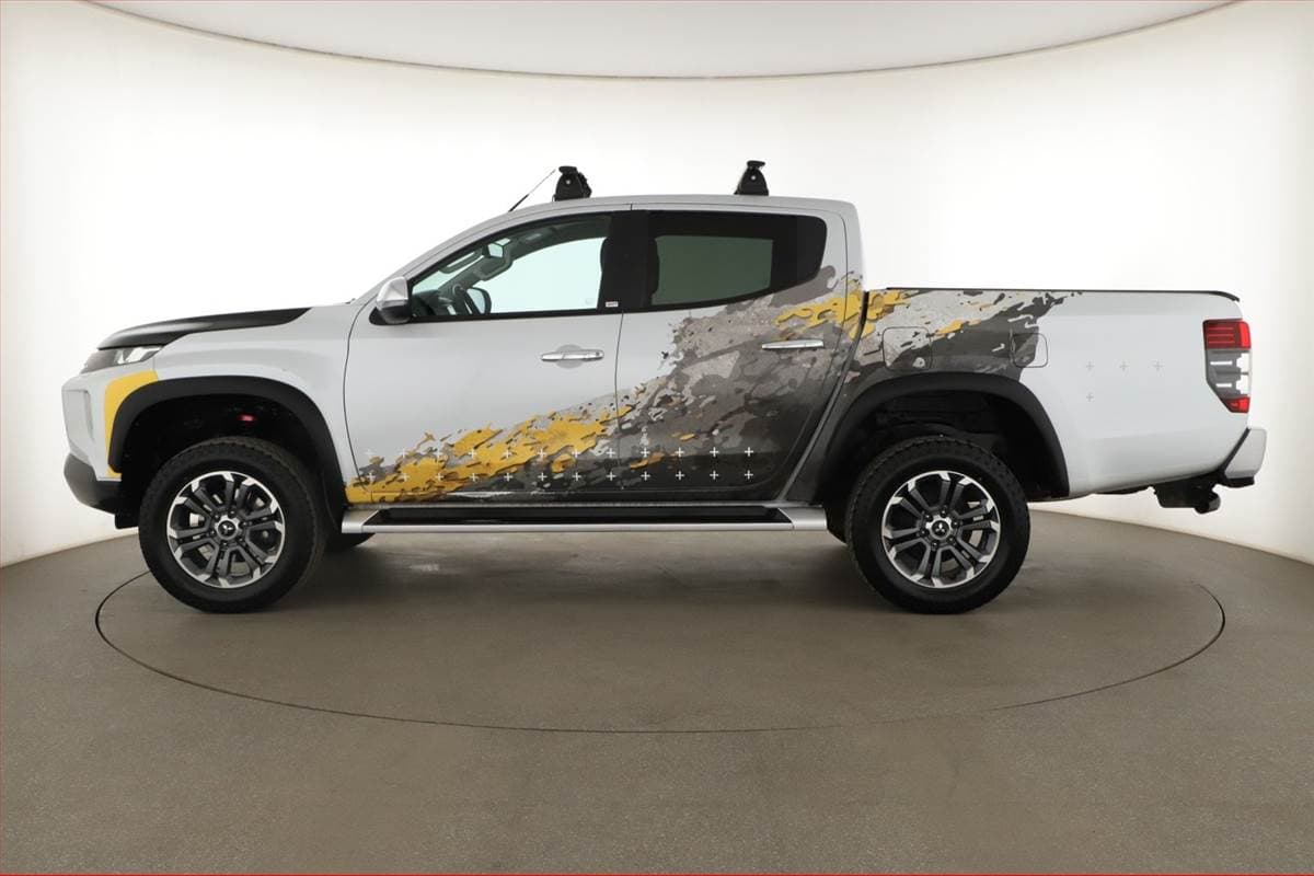 Mitsubishi L200 - 3