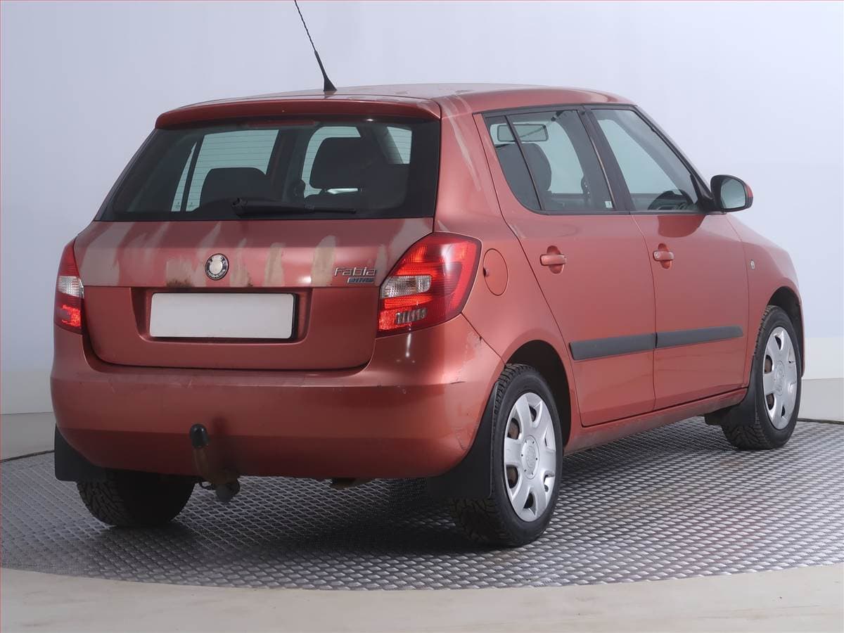 Škoda Fabia - 5