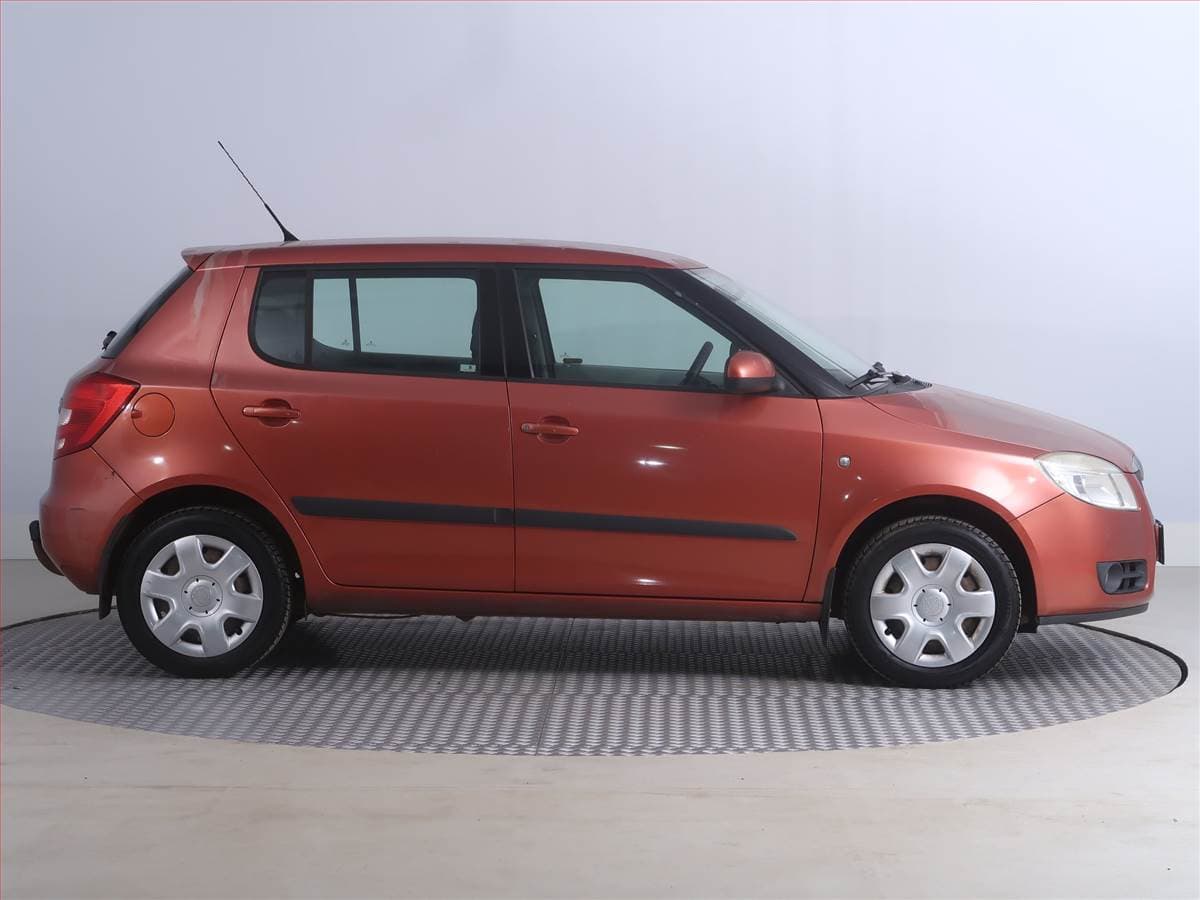 Škoda Fabia - 6