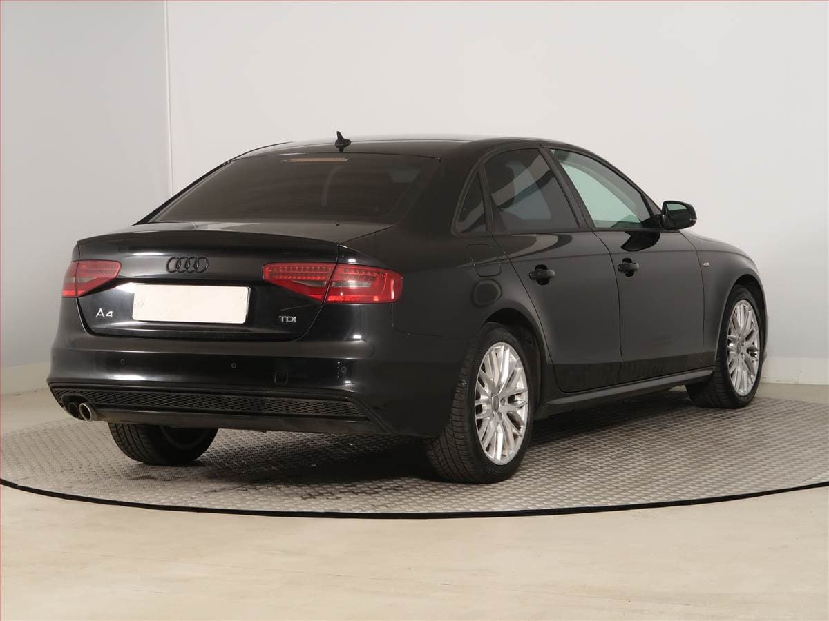 Audi A4 - 5