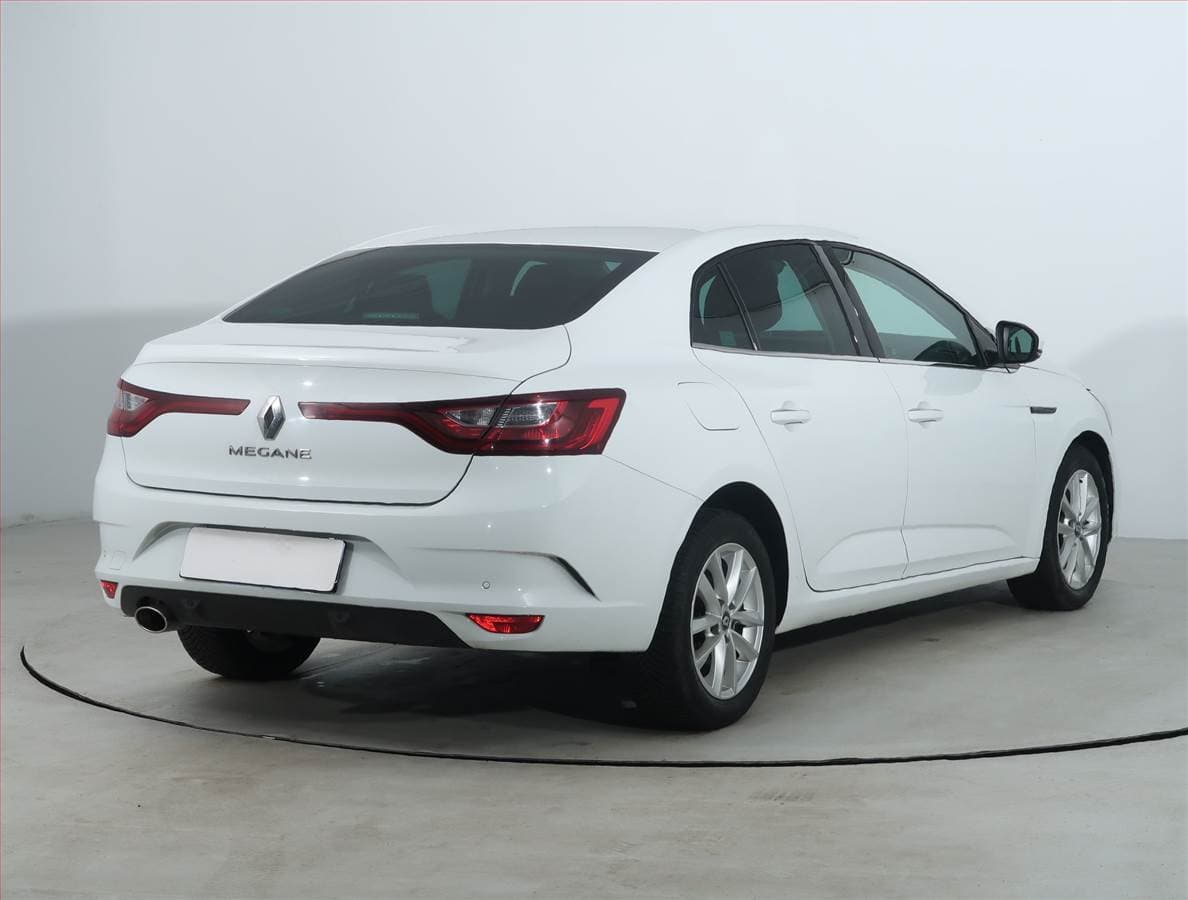Renault MEGANE - 5