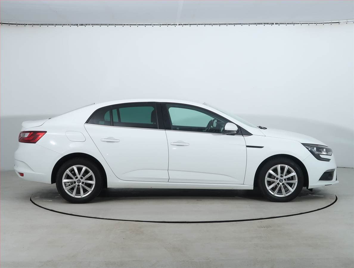 Renault MEGANE - 6