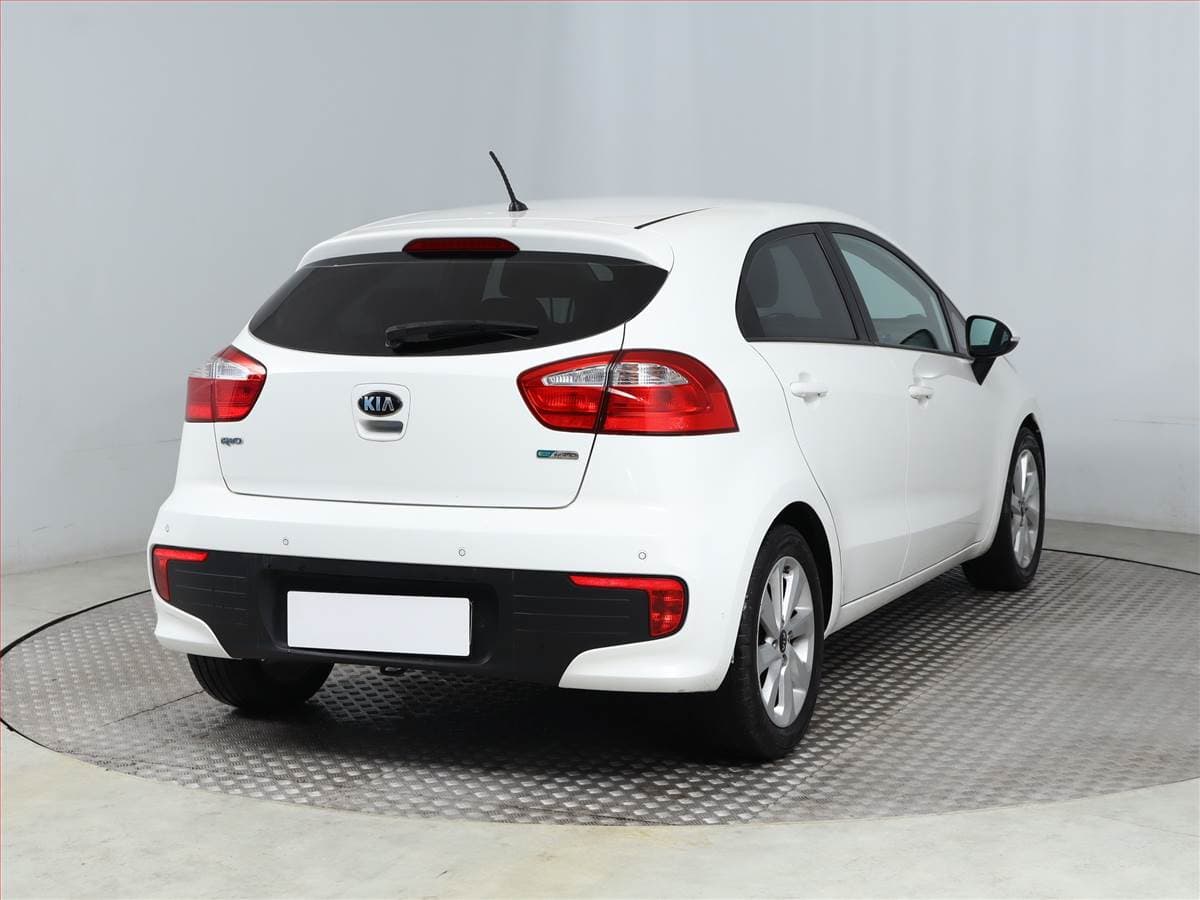 Kia RIO - 5