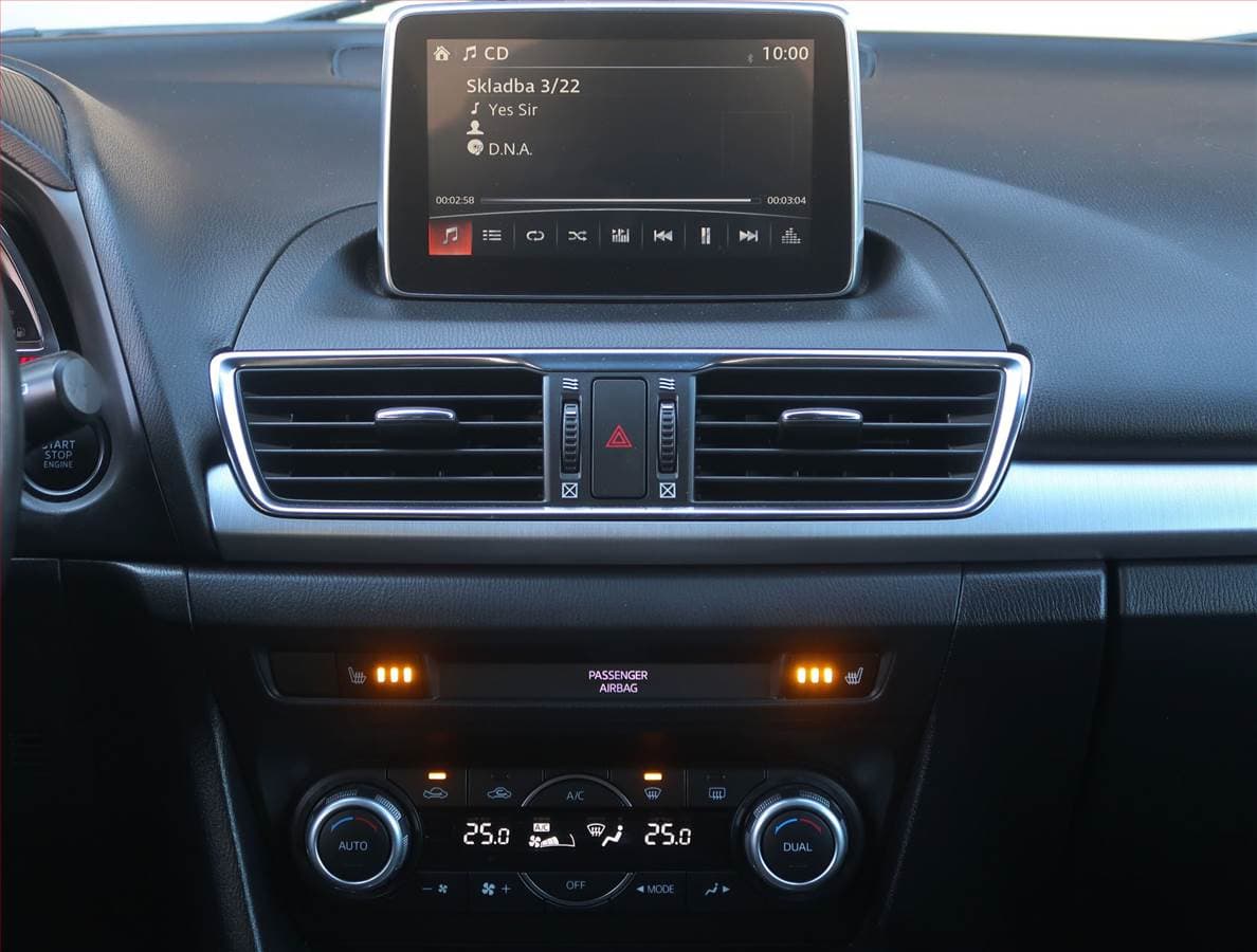 Mazda 3 - 12