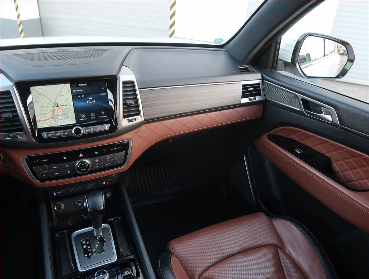 SsangYong Rexton - 8