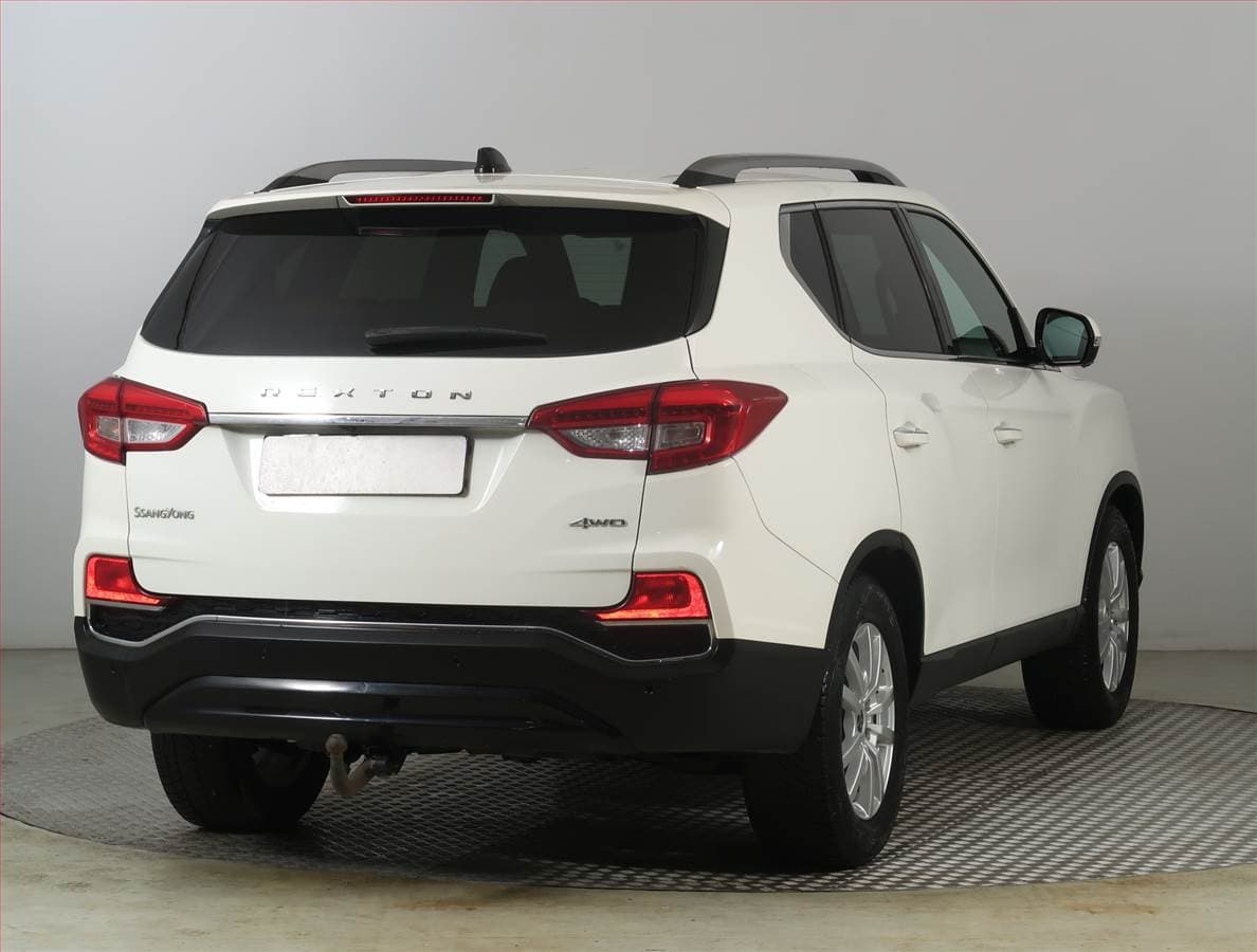 SsangYong Rexton - 5