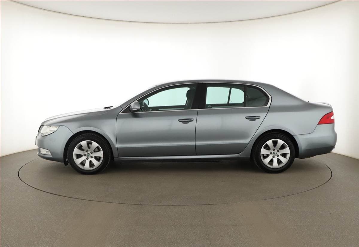 Škoda SUPERB - 3