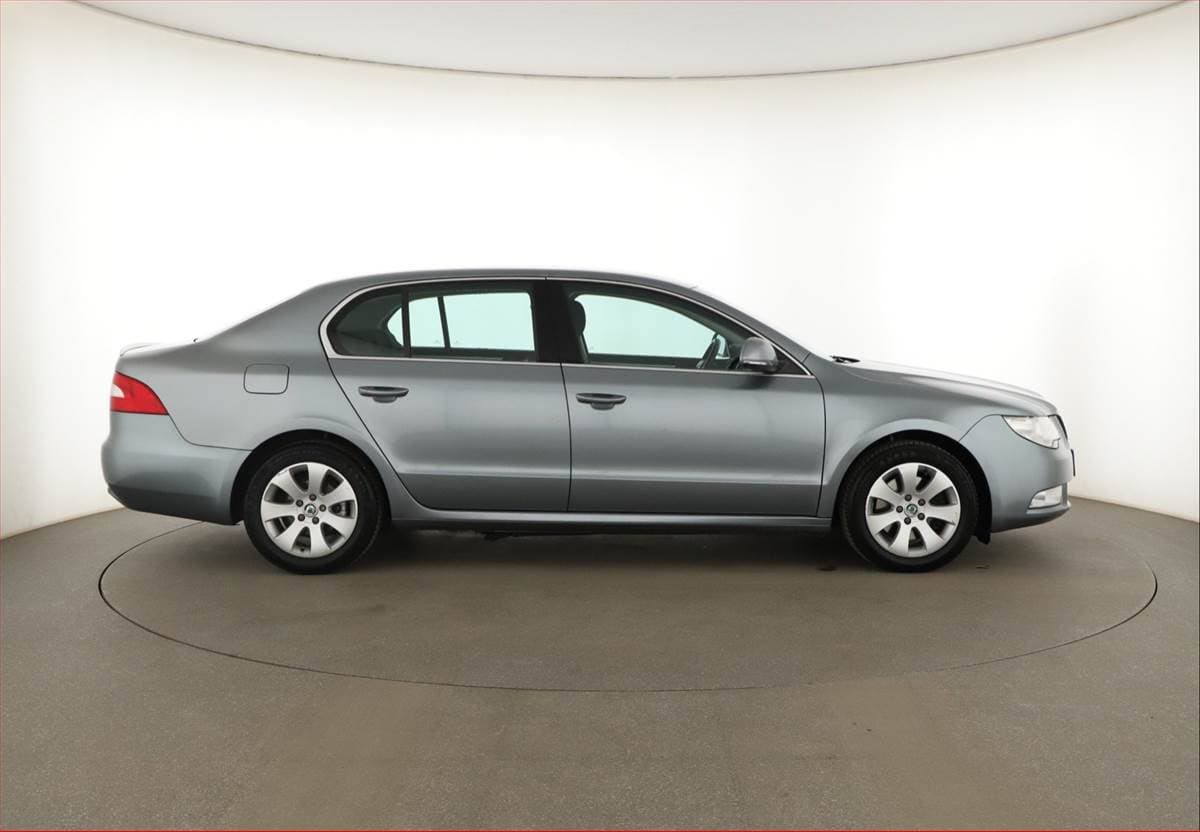 Škoda SUPERB - 6