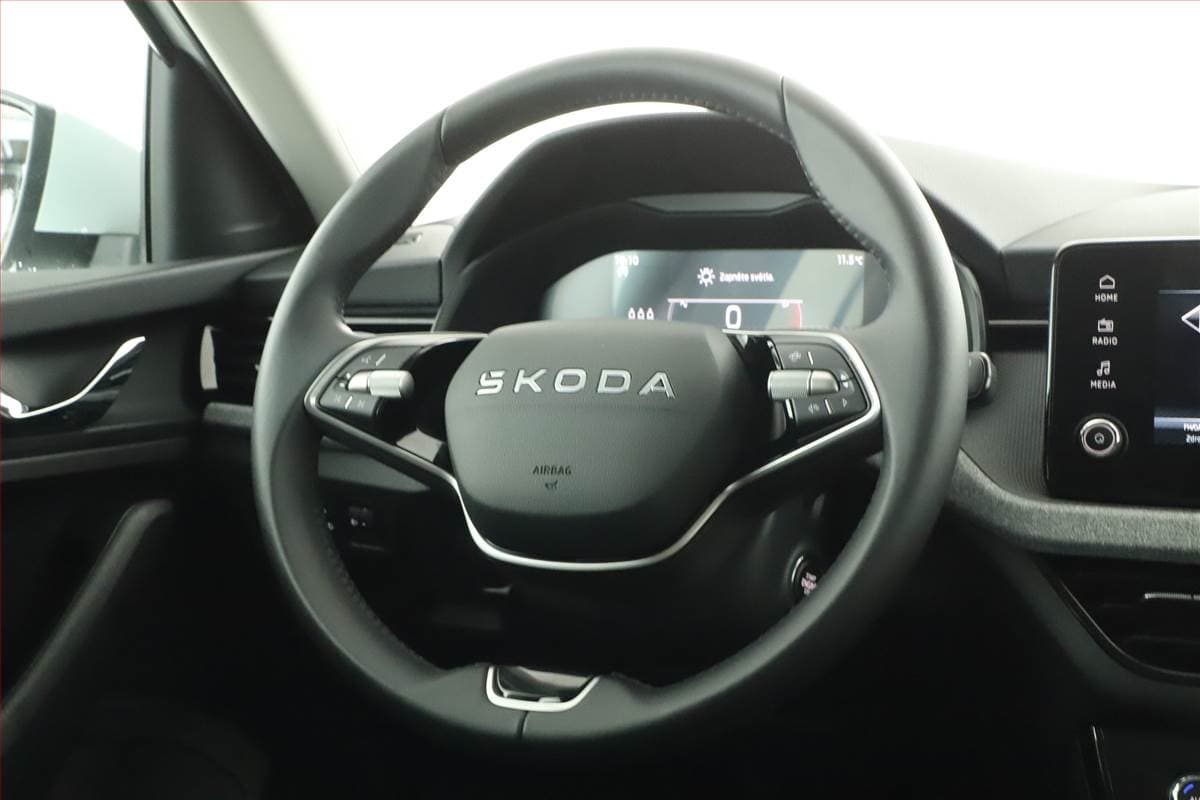 Škoda SCALA - 12