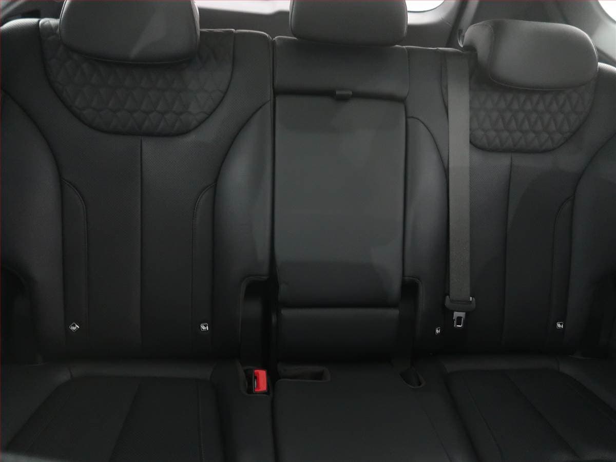 Hyundai SANTA FE - 10