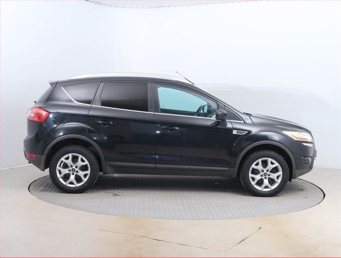 Ford KUGA - 6