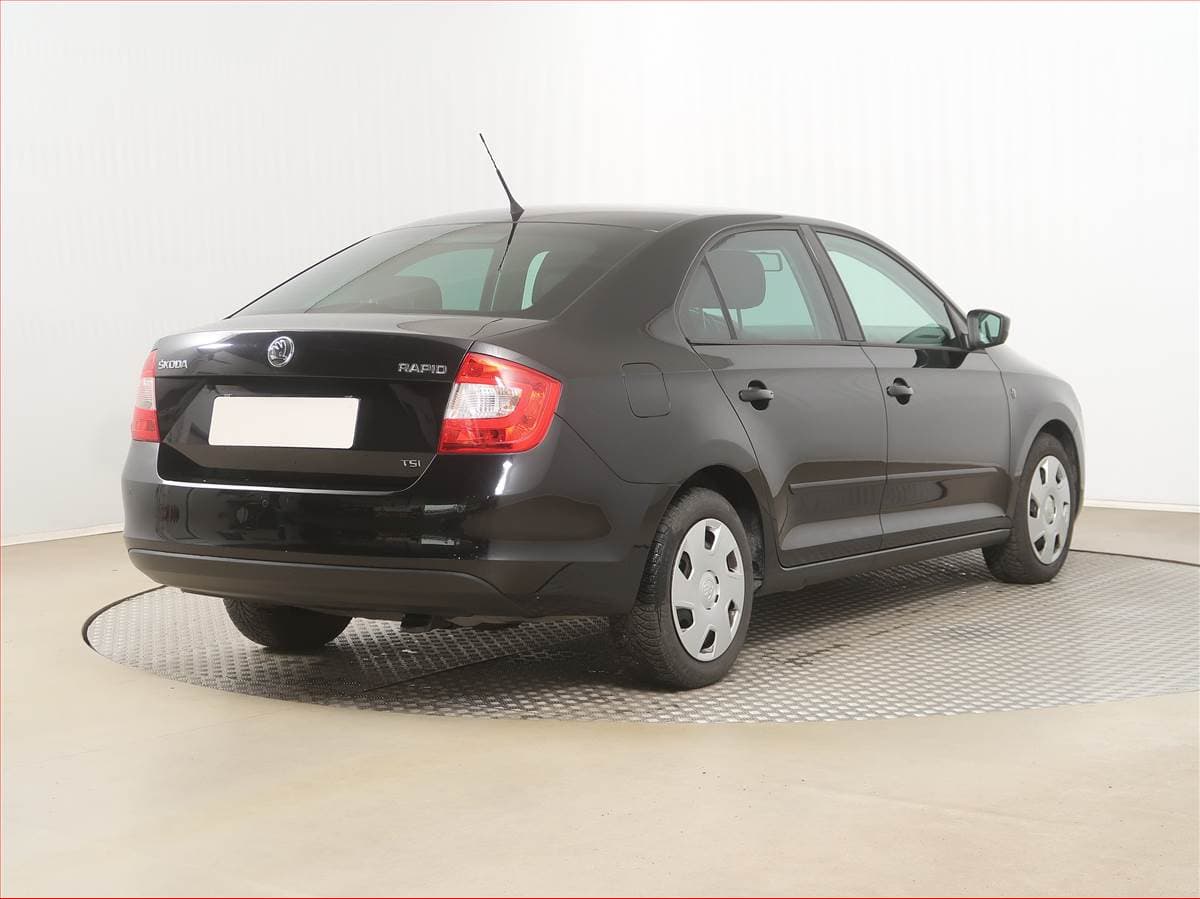 Škoda Rapid - 5