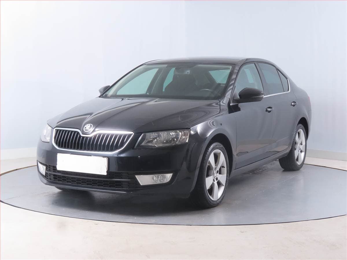 Škoda OCTAVIA - 2