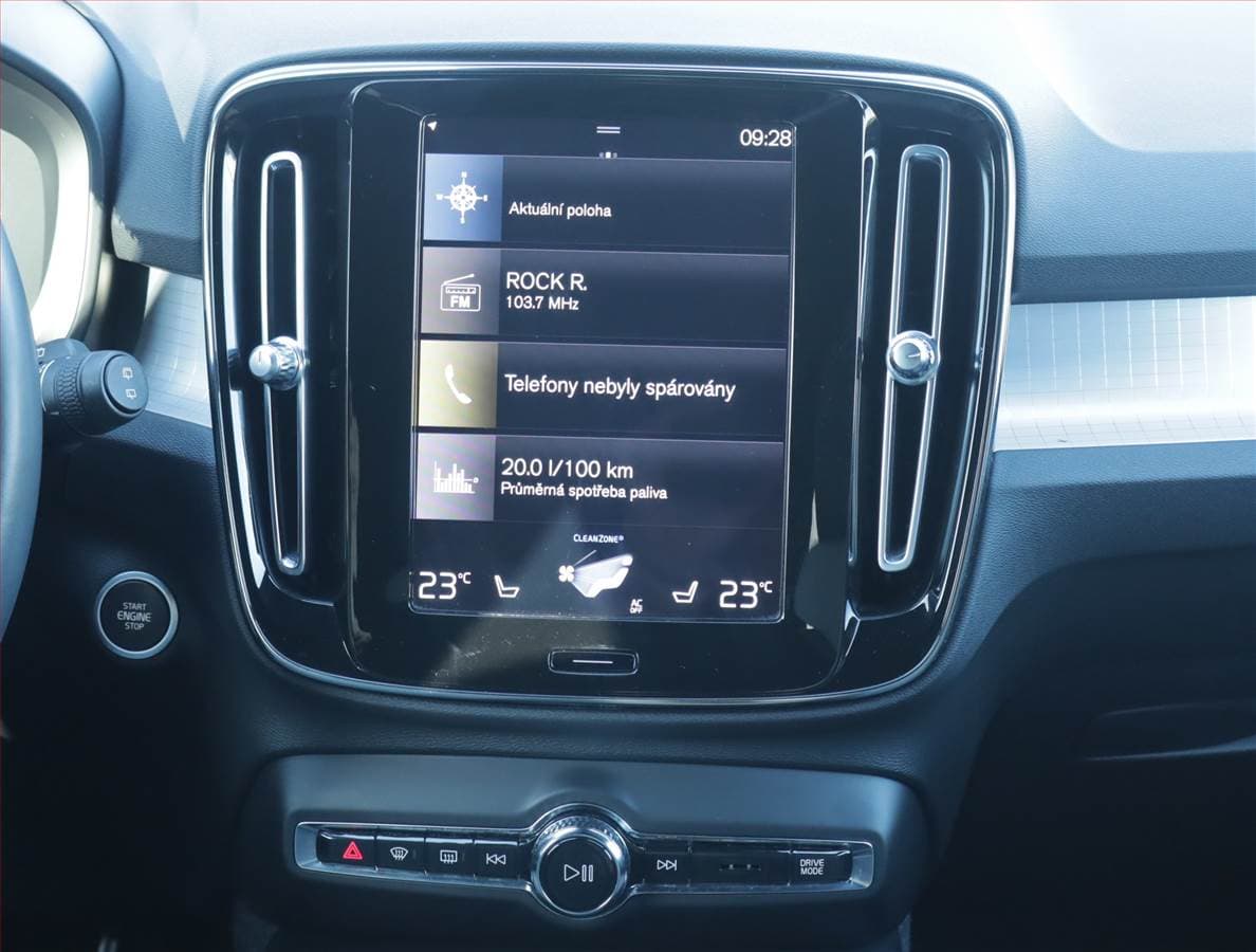 Volvo XC40 - 12