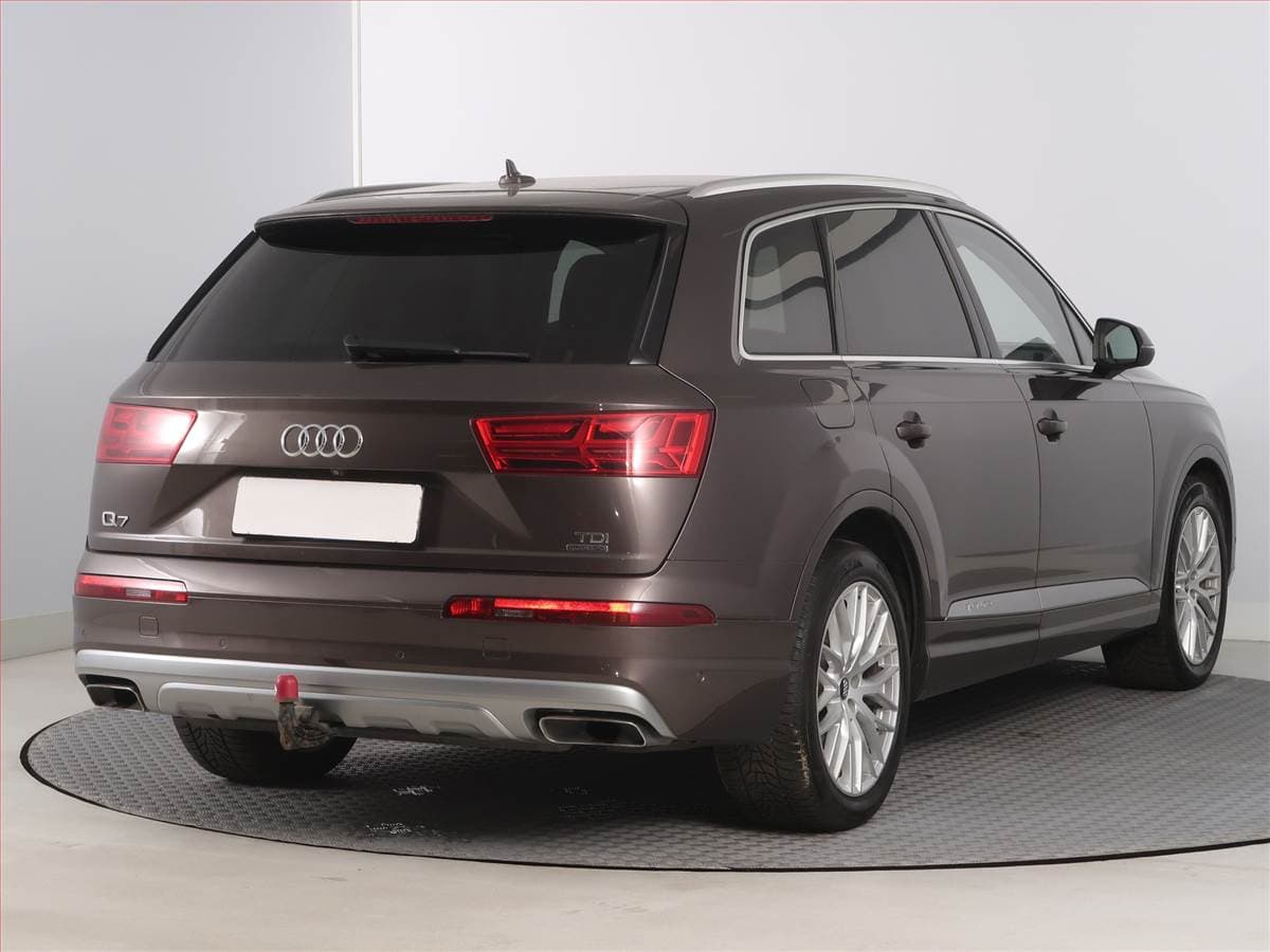 Audi Q7 - 5