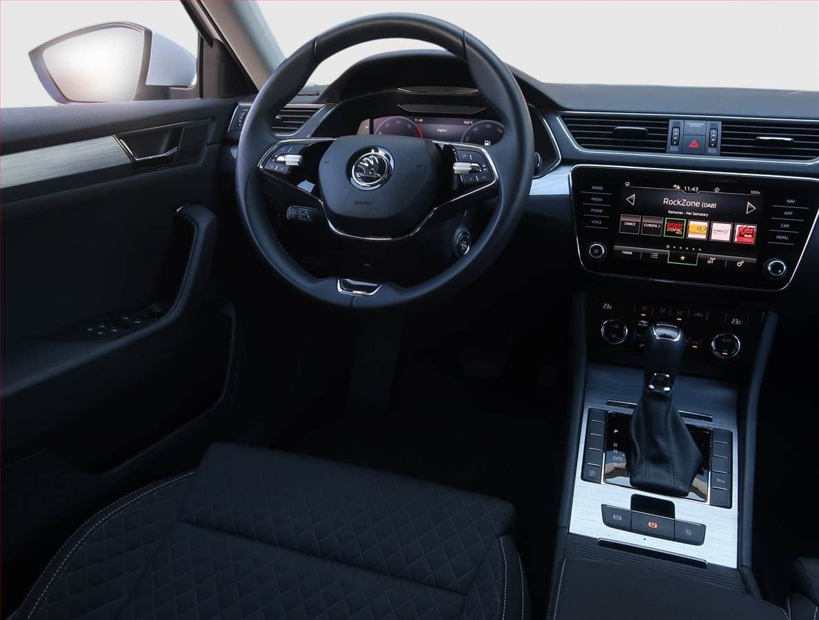 Škoda SUPERB - 7