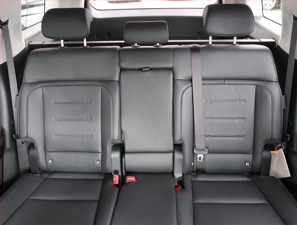 Hyundai SANTA FE - 10