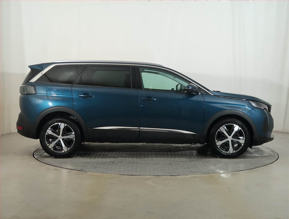 Peugeot 5008 - 6